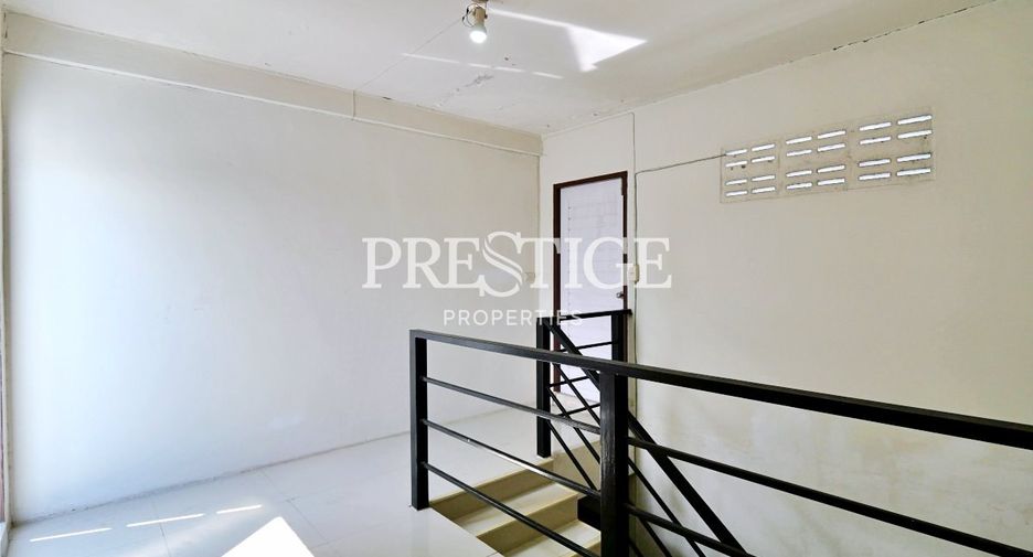 For rent 6 bedrooms retail Space in Bang Lamung, Chonburi