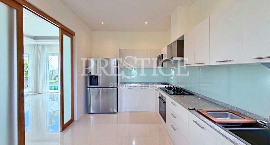 For rent 4 bedrooms house in Bang Lamung, Chonburi