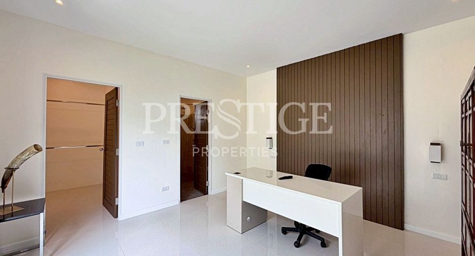 For rent 4 bedrooms house in Bang Lamung, Chonburi