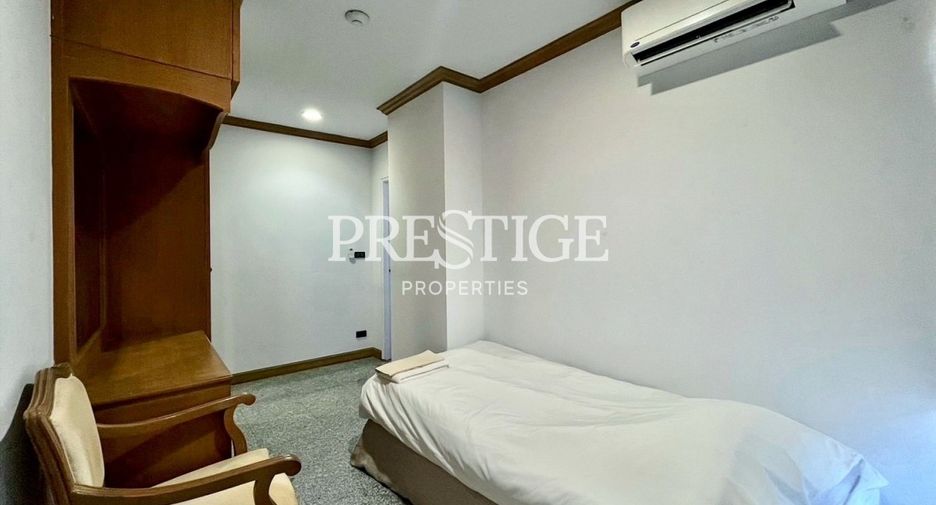 For rent 3 bedrooms condo in Na Jomtien, Pattaya