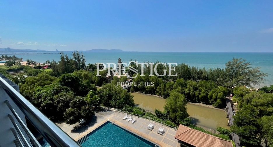 For rent 3 bedrooms condo in Na Jomtien, Pattaya