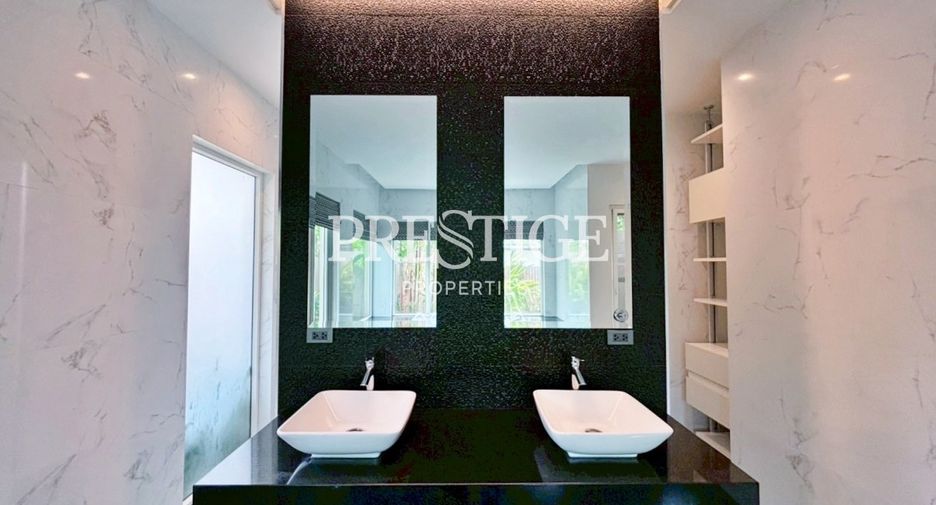 For rent 5 bedrooms house in Bang Lamung, Chonburi