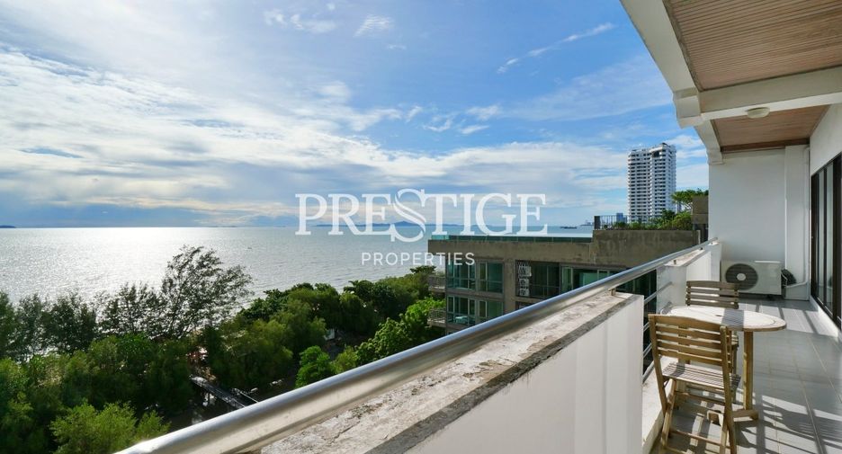 For rent 3 bedrooms condo in Na Jomtien, Pattaya