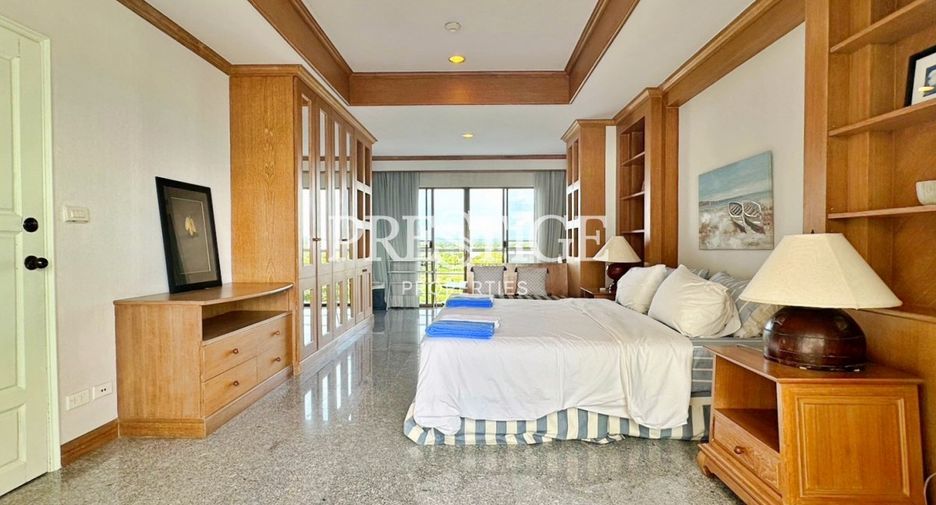 For rent 3 bedrooms condo in Na Jomtien, Pattaya