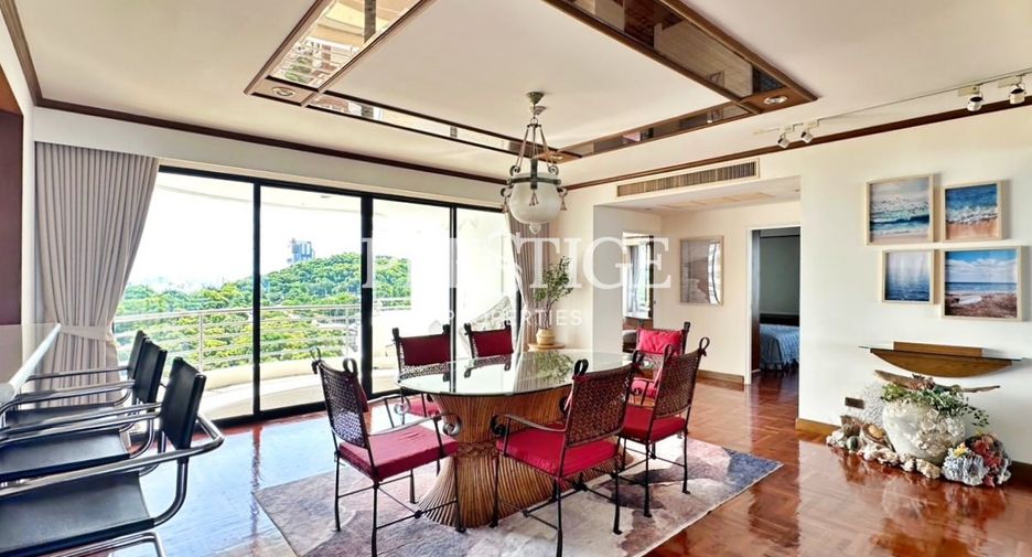 For rent 3 bedrooms condo in Bang Lamung, Chonburi