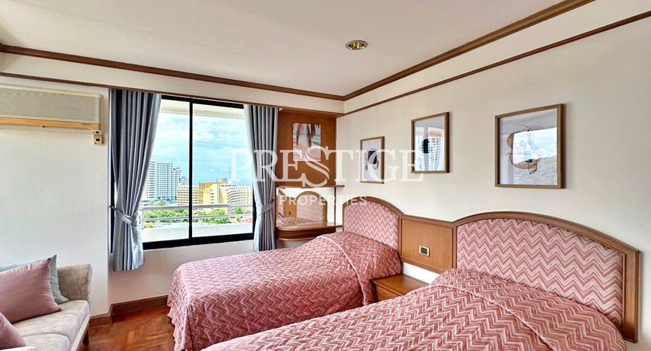 For rent 3 bedrooms condo in Bang Lamung, Chonburi