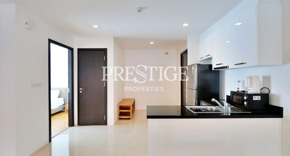 For rent 2 bedrooms condo in Bang Lamung, Chonburi