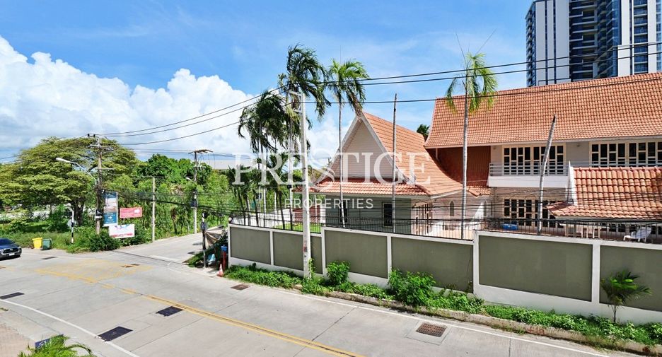For rent 2 bedrooms condo in Bang Lamung, Chonburi