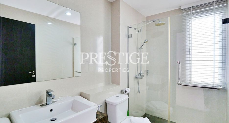 For rent 2 bedrooms condo in Bang Lamung, Chonburi