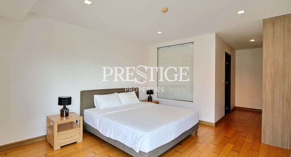 For rent 2 bedrooms condo in Bang Lamung, Chonburi