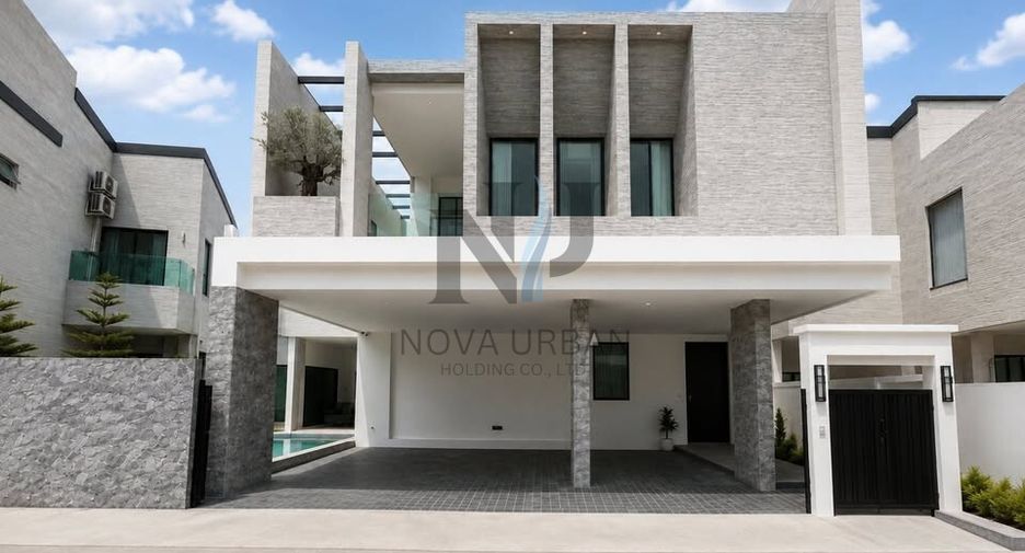For sale 5 bedrooms villa in Huay Yai, Pattaya