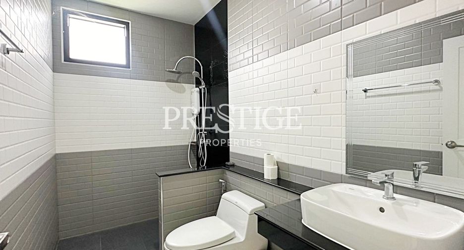 For rent 4 bedrooms house in Bang Lamung, Chonburi