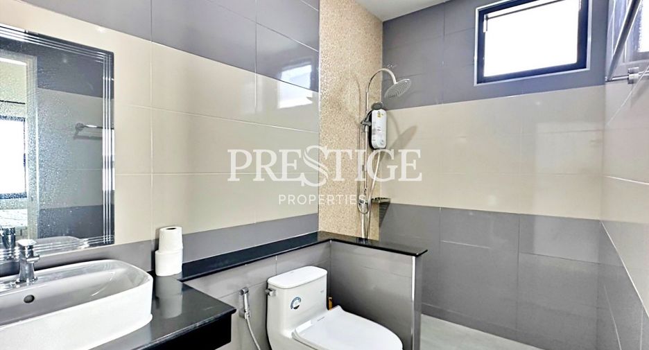 For rent 4 bedrooms house in Bang Lamung, Chonburi