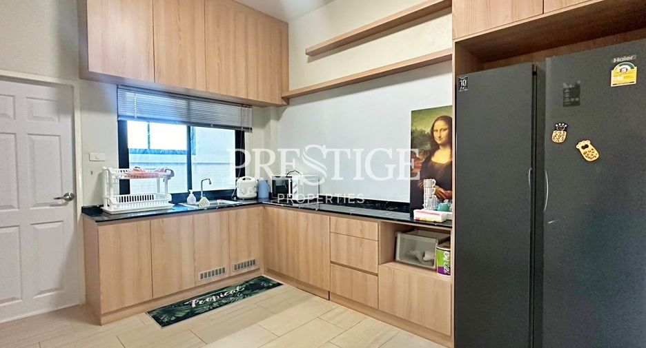 For rent 4 bedrooms house in Bang Lamung, Chonburi