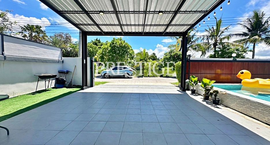 For rent 4 bedrooms house in Bang Lamung, Chonburi