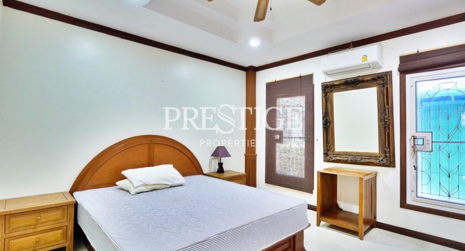 For rent 3 bedrooms house in Huay Yai, Pattaya