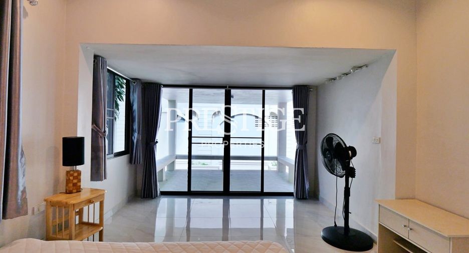 For rent 4 bedrooms house in Bang Lamung, Chonburi