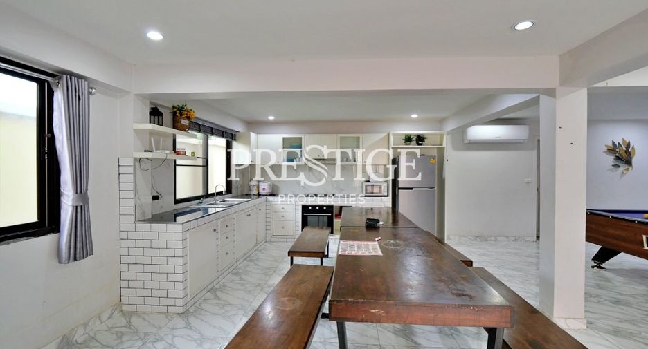 For rent 4 bedrooms house in Bang Lamung, Chonburi