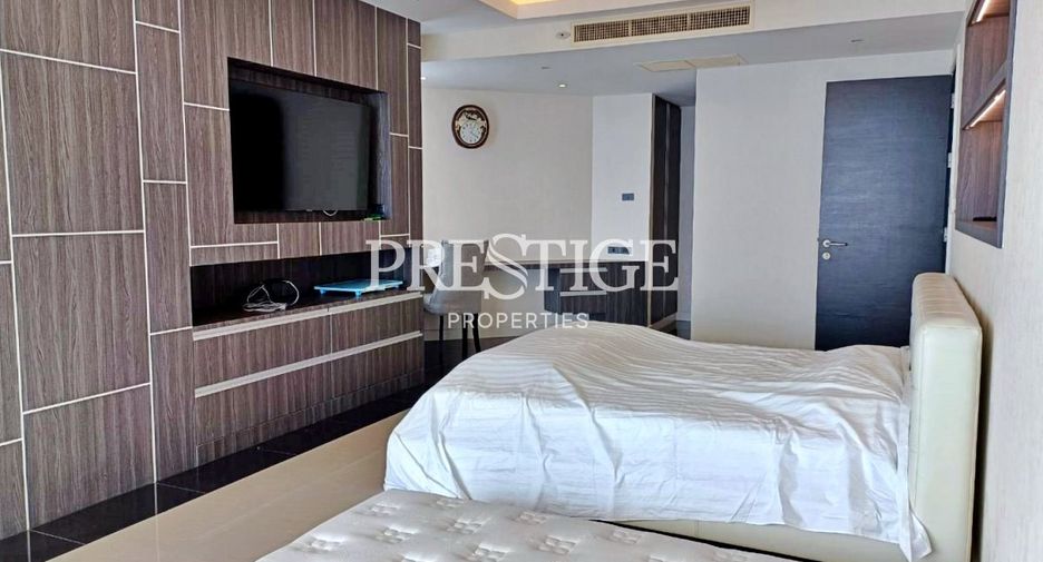 For rent 3 bedrooms condo in Jomtien, Pattaya