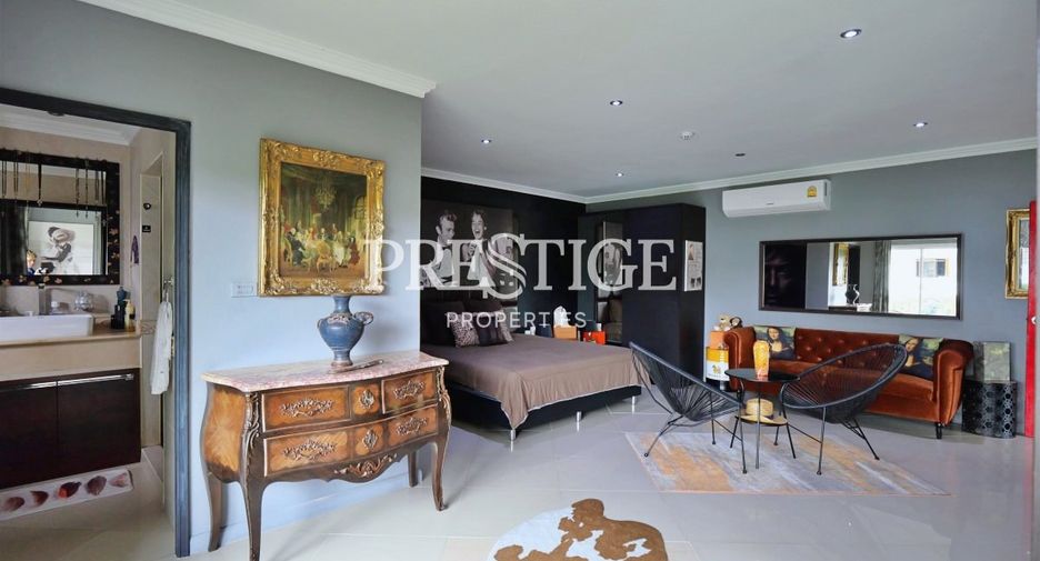 For rent 2 bedrooms condo in Bang Lamung, Chonburi