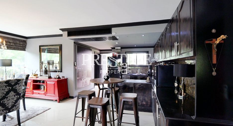 For rent 2 bedrooms condo in Bang Lamung, Chonburi