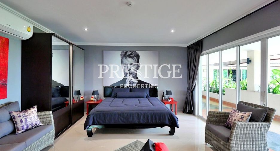 For rent 2 bedrooms condo in Bang Lamung, Chonburi