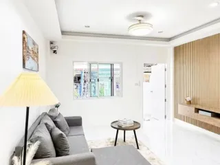 For sale 4 bedrooms townhouse in Bang Khen, Bangkok