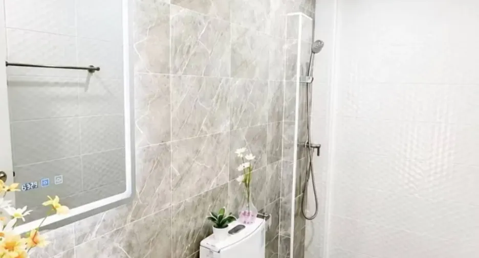 For sale 4 bedrooms townhouse in Bang Khen, Bangkok