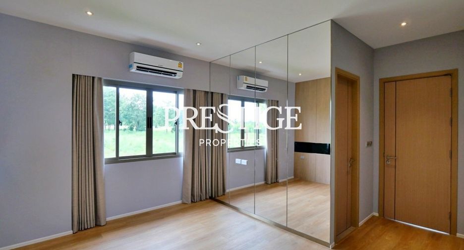 Haus zur Miete mit 4 Zimmer in Bang Lamung, Chonburi