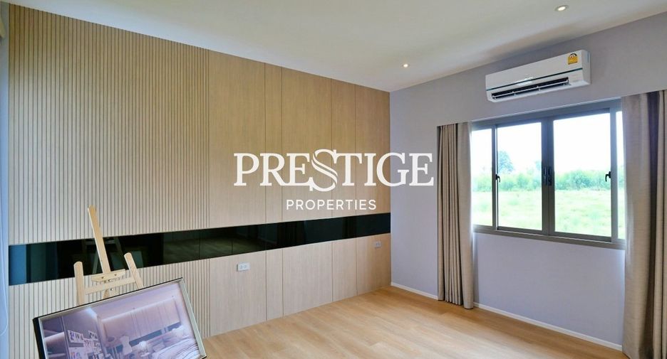 Haus zur Miete mit 4 Zimmer in Bang Lamung, Chonburi