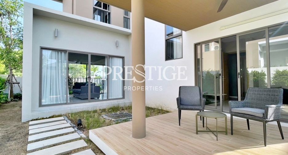 Haus zur Miete mit 4 Zimmer in Bang Lamung, Chonburi