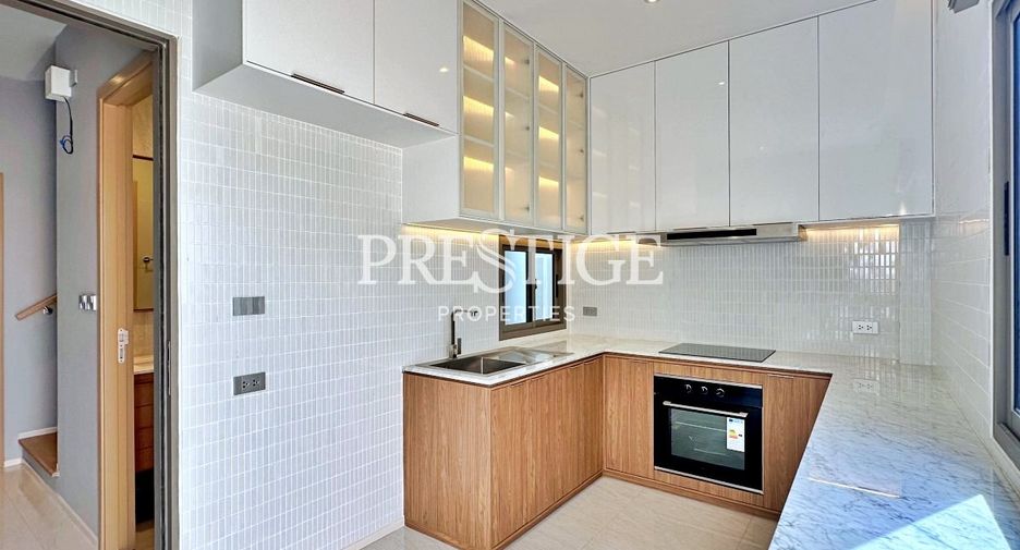 Haus zur Miete mit 3 Zimmer in Bang Lamung, Chonburi