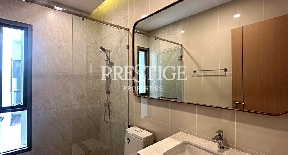 Haus zur Miete mit 3 Zimmer in Bang Lamung, Chonburi