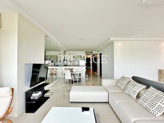 For rent 2 bedrooms condo in Na Jomtien, Pattaya