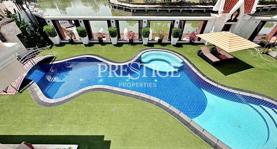 Casa en venta de 8 habitaciones en Na Jomtien, Pattaya