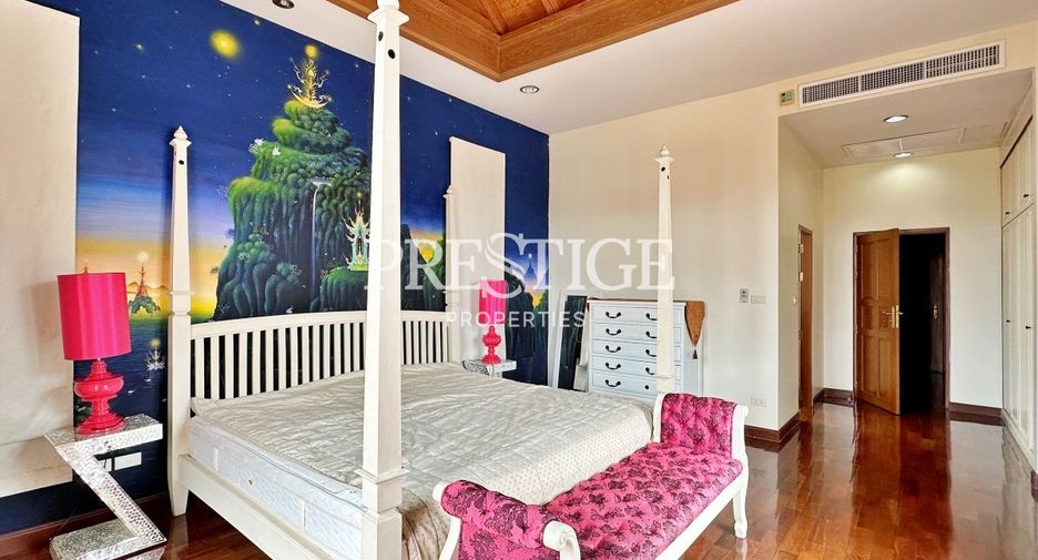 À vendre 8 chambres maison à Na Jomtien, Pattaya