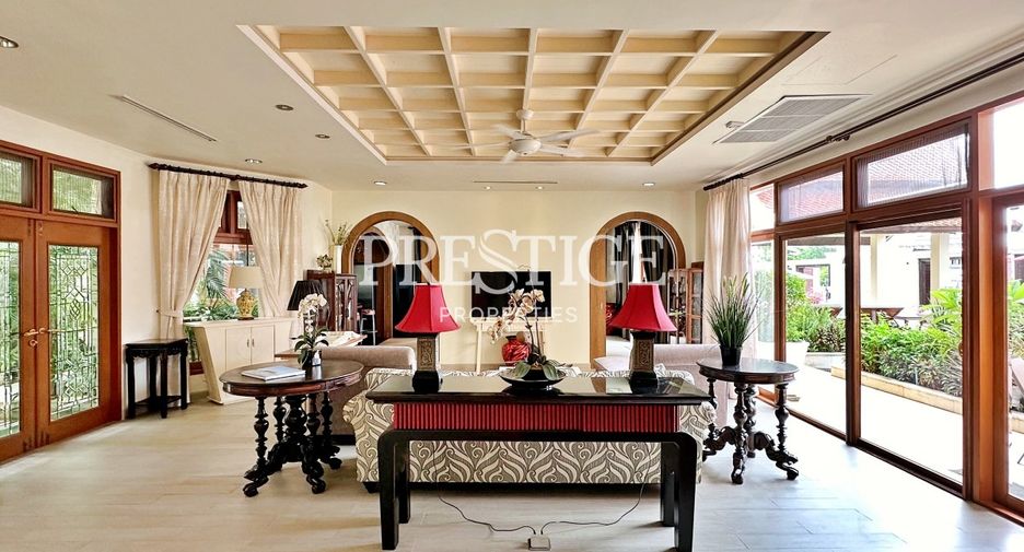À vendre 8 chambres maison à Na Jomtien, Pattaya