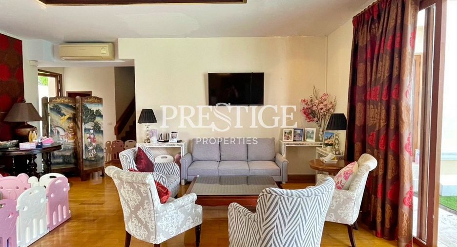 À vendre 8 chambres maison à Na Jomtien, Pattaya