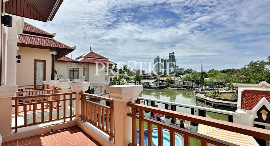 À vendre 8 chambres maison à Na Jomtien, Pattaya