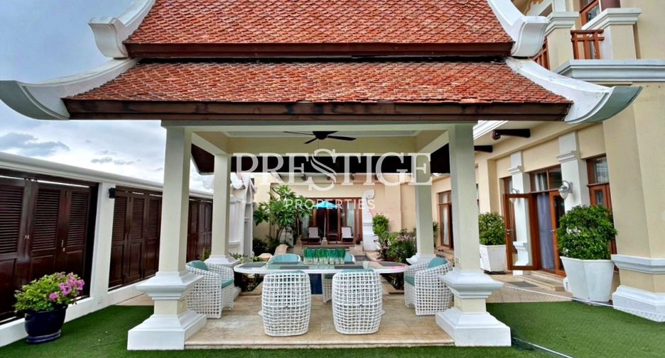 À vendre 8 chambres maison à Na Jomtien, Pattaya