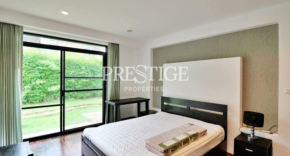 Casa en alquiler de 4 habitaciones en Bang Lamung, Chonburi