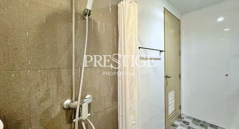 For rent 2 bedrooms condo in Bang Lamung, Chonburi