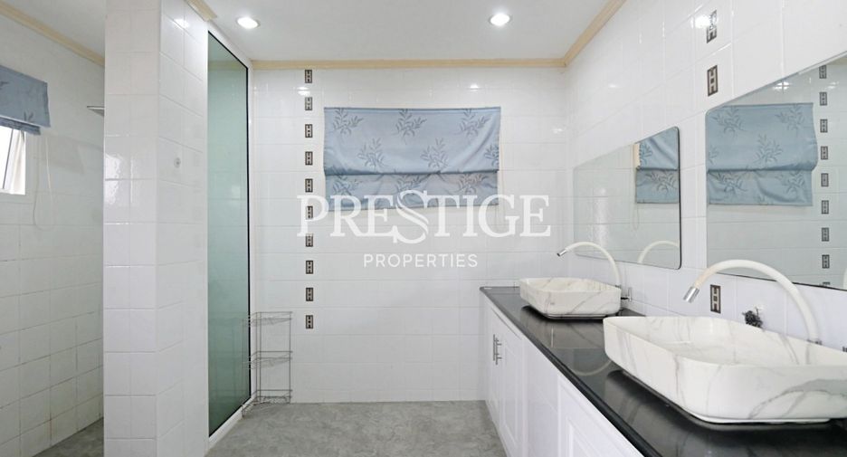 For rent 4 bedrooms house in Bang Lamung, Chonburi