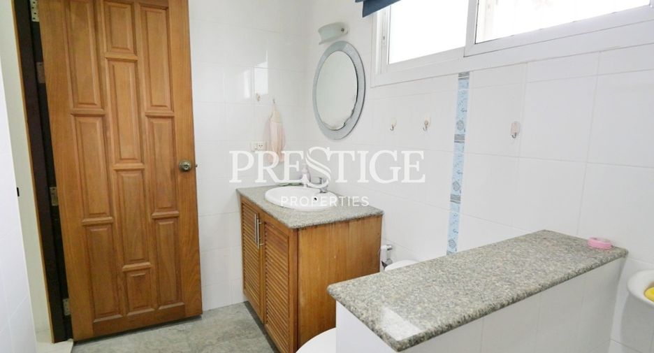 For rent 4 bedrooms house in Bang Lamung, Chonburi