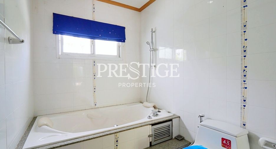 For rent 4 bedrooms house in Bang Lamung, Chonburi