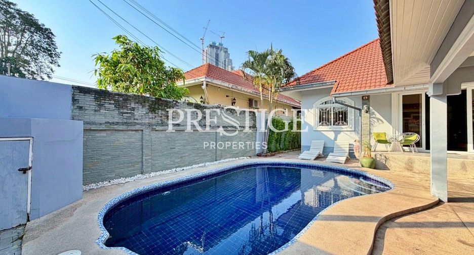 For rent 3 bedrooms house in Bang Lamung, Chonburi