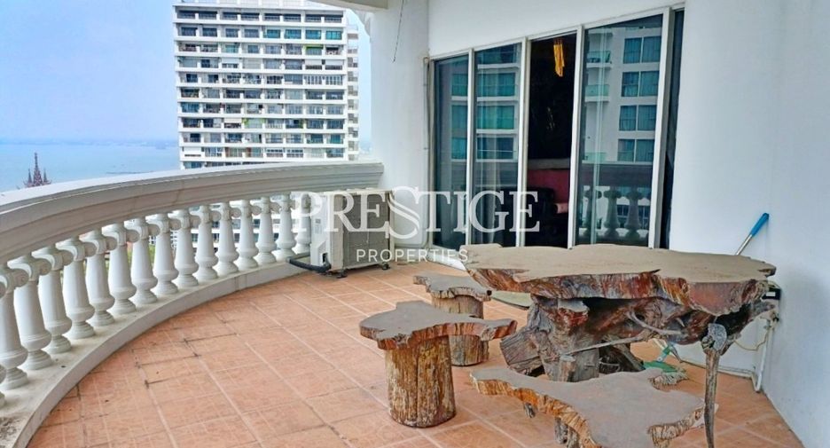 Condo en alquiler de 3 habitaciones en Bang Lamung, Chonburi