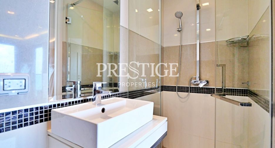 For rent 2 bedrooms condo in Bang Lamung, Chonburi