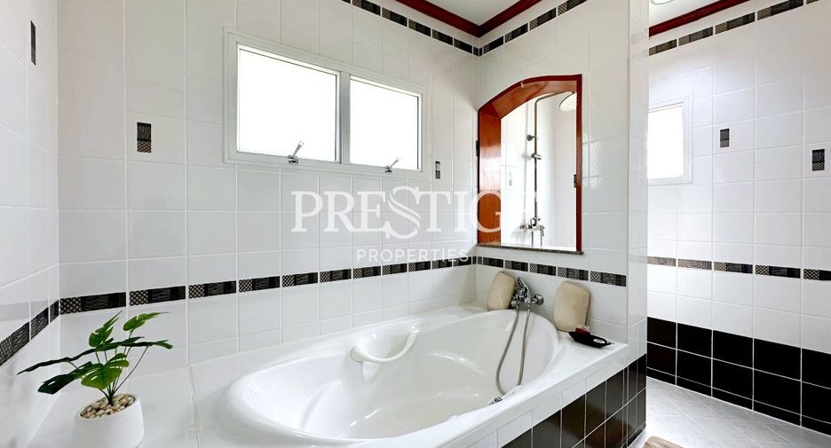 For rent 3 bedrooms house in Bang Lamung, Chonburi