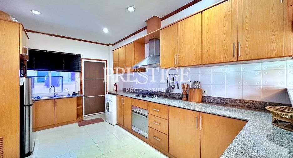 For rent 3 bedrooms house in Bang Lamung, Chonburi